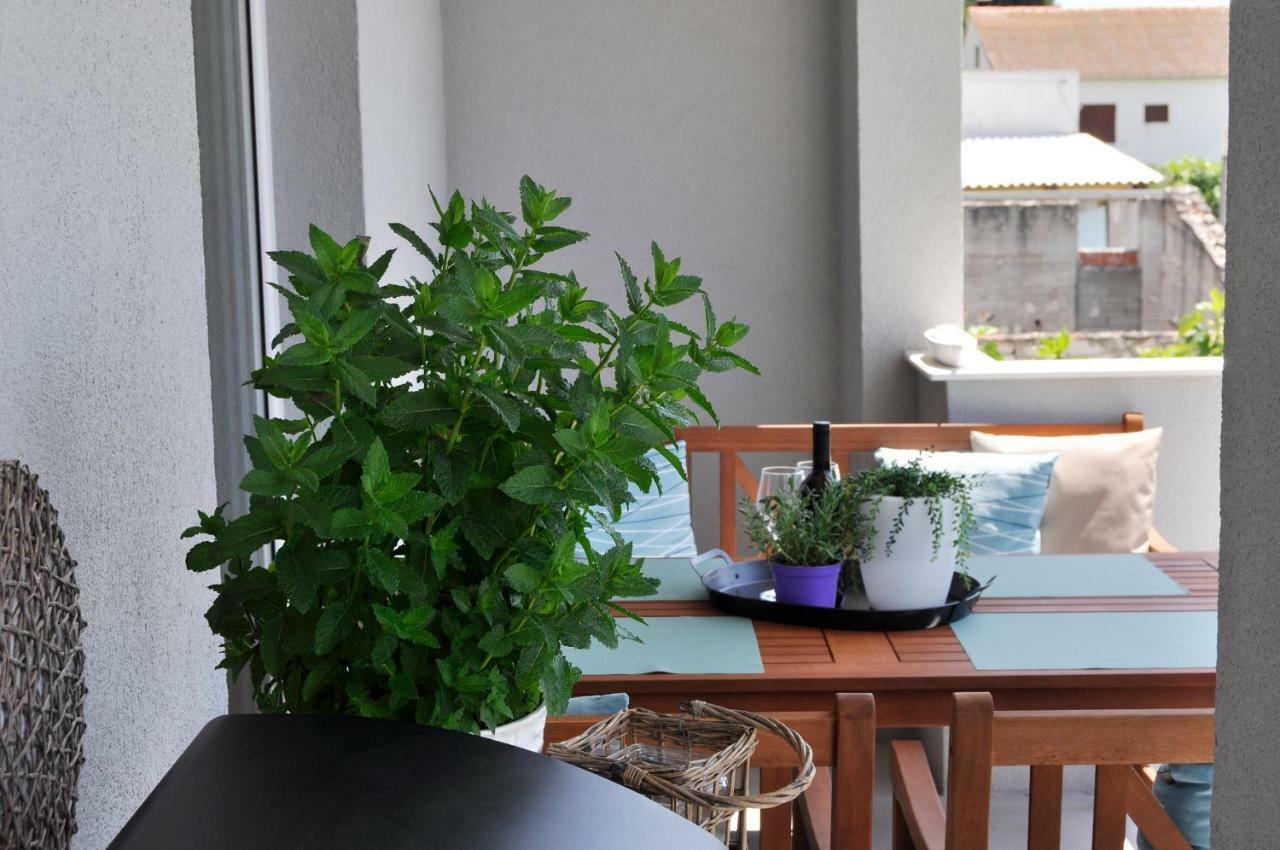 Anemos Apartman Apartment Tisno Ngoại thất bức ảnh